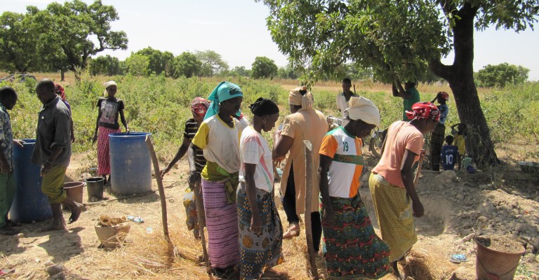 Een vorming over composteren in Burkina Faso.
