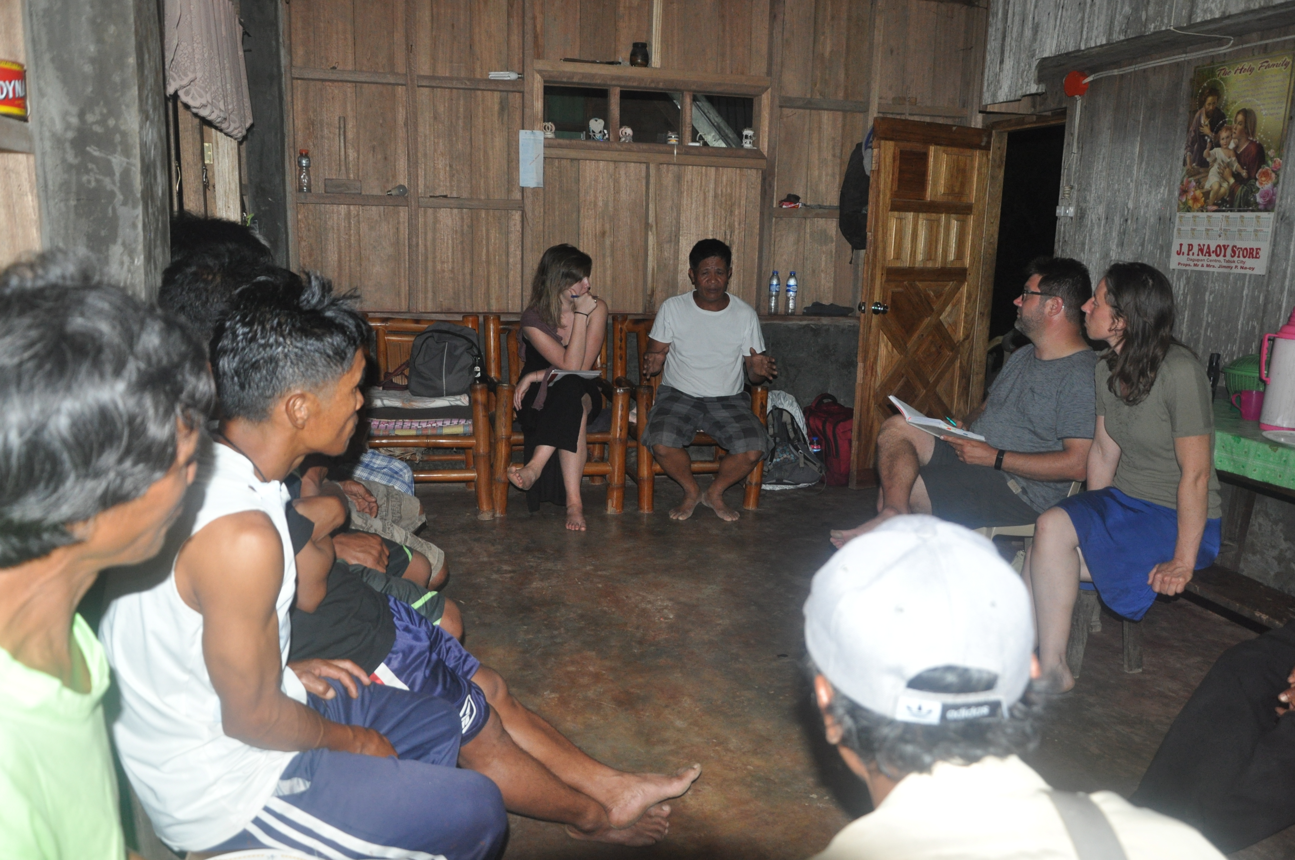Ook in Bolo kwamen boeren van omringende dorpen bij elkaar om na te denken hoe studenten agro- en biotechnologie tijdens hun verblijf zouden kunnen bijdragen aan de taken op het veld en in het dagelijkse leven.