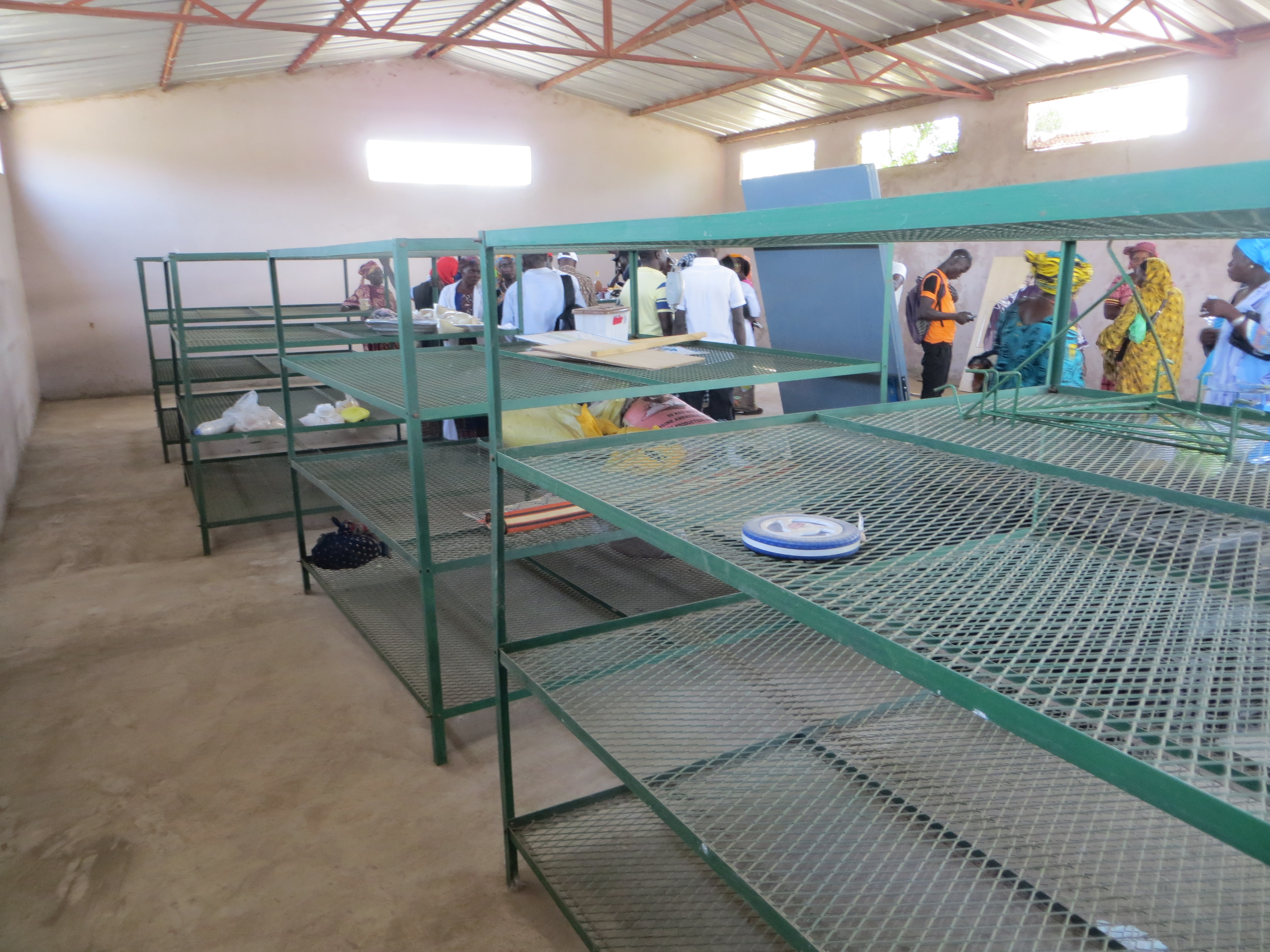 Nieuwe loods voor drogen en bewaren van uien