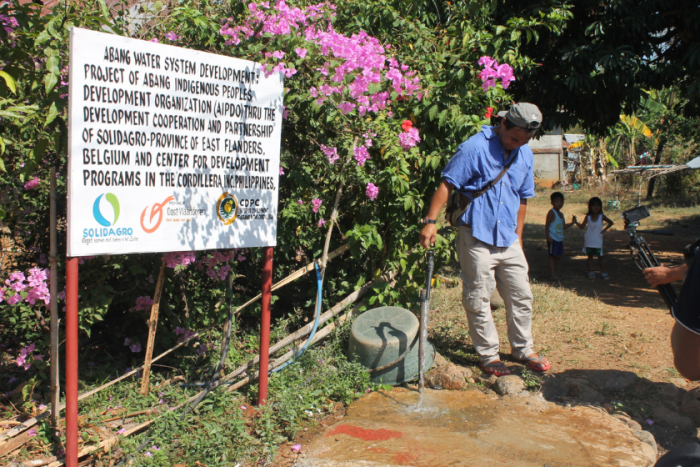 A community-led project to construct a water system for drinking water and irrigation. Photo taken by the Province of East Flanders during a working visit (2014-2016).