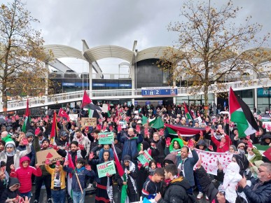 BRON: SINT-NIKLAAS ZONDER RACISME