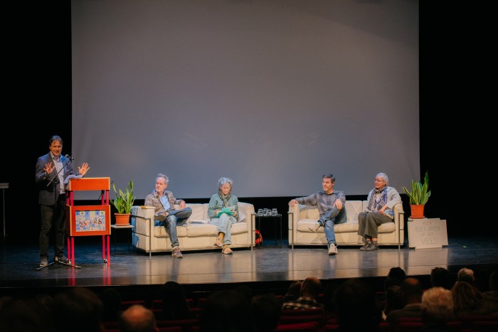 © Laura Detremmerie