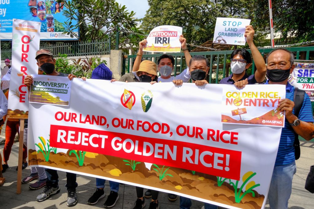 PAN Asia Pacific and MASIPAG staff oppose Golden Rice during a protest action on October 17 to commemorate World Hunger Day. (Photo: PANAP)
